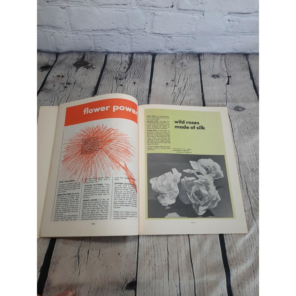 A Potpourri of Projects by Dusty Pilot Cleveland Press‎ Craft Book VTG 1974 - Picture 4 of 10